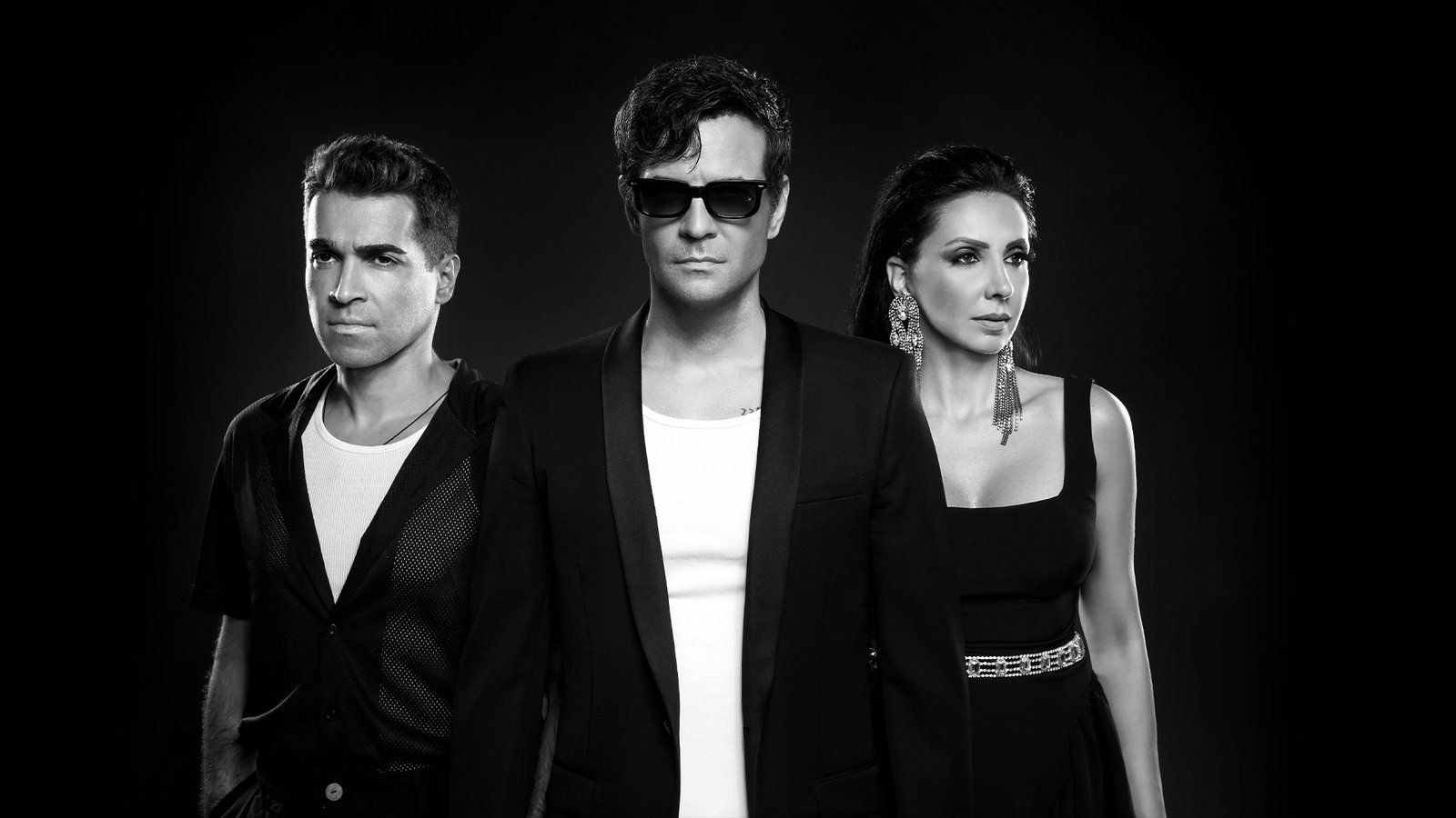 Live concert in Los Angeles at Sunset Room Hollywood featuring Vasilis Dimas, Nino Xypolitas and Evgenia on stage